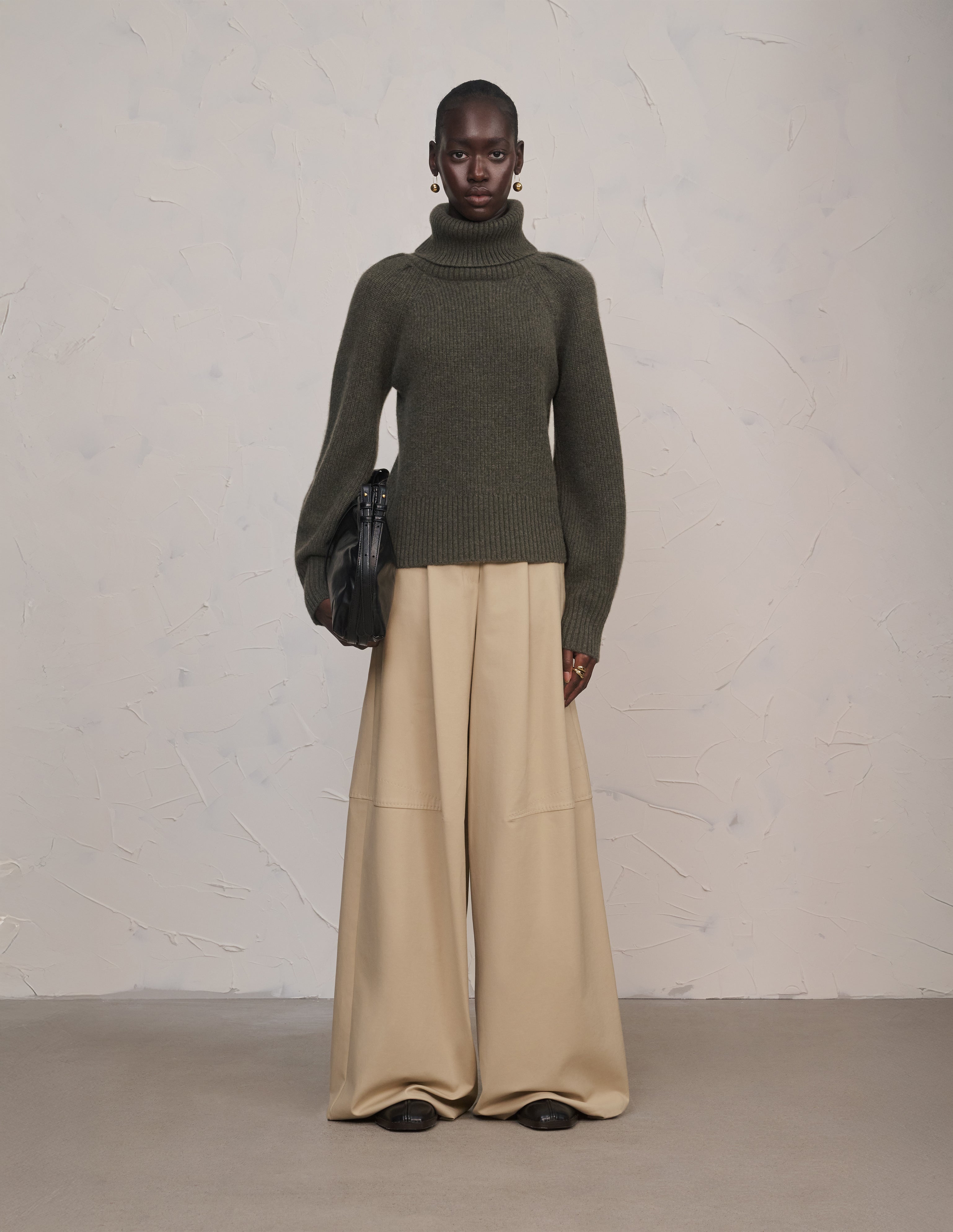 Savannah - Forest 100% Cashmere Roll Neck Sweater